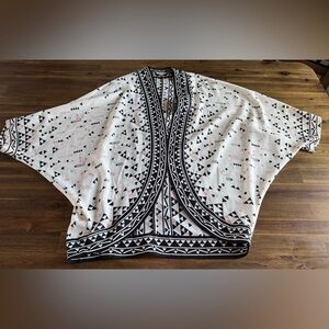 Ecoté Urban Outfitters Printed Kimono
